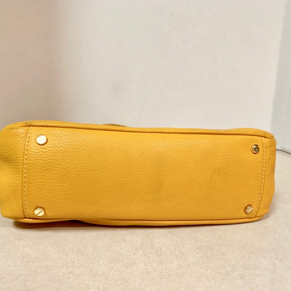 Tory Burch Small Amanda Satchel - Picture 4 of 5